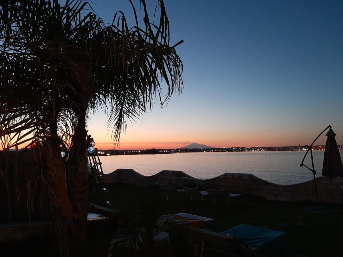 法努撒Casa Con Piscina E Vista Mare Dal Giardino公寓 外观 照片